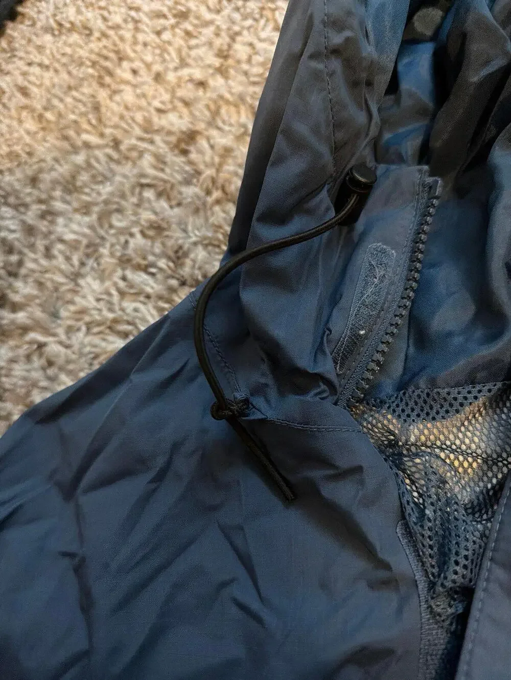 The North Face Men's Waterproof Hooded Jacket Size L